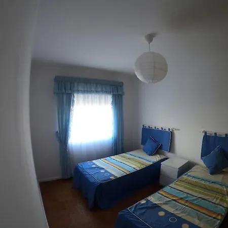 Near Da Rocha פורטימאו