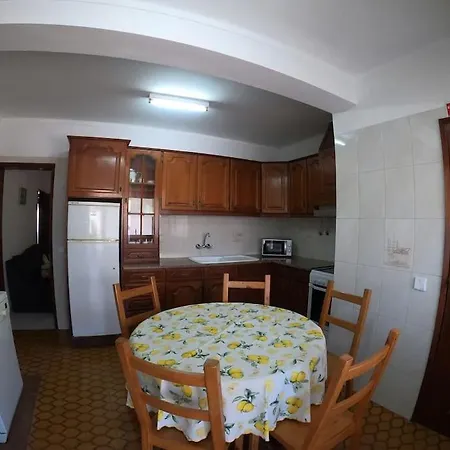 Near Da Rocha דירה *